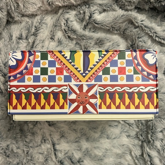 Dolce & Gabbana Box - Picture 5 of 11